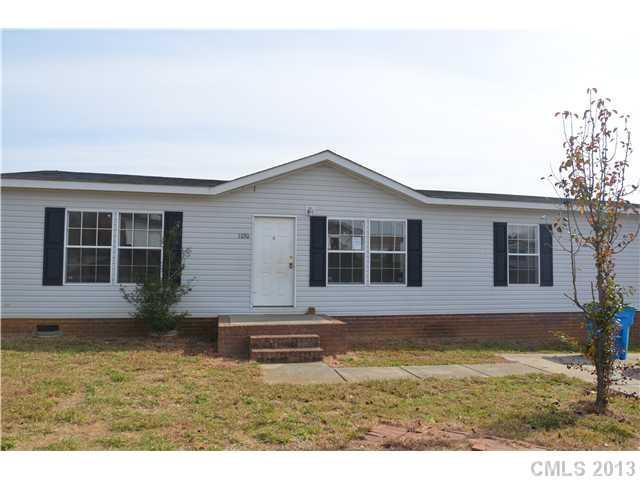 1030 Whisperwood Dr., Salisbury, NC 28147