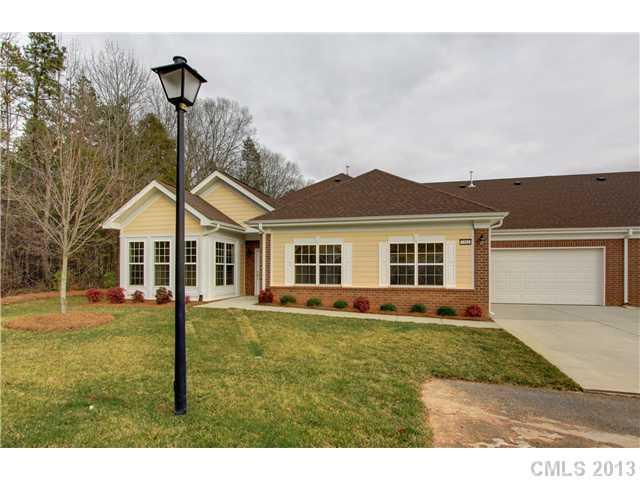 1966 Mckirkland Ct. #27D, Matthews, NC 28105