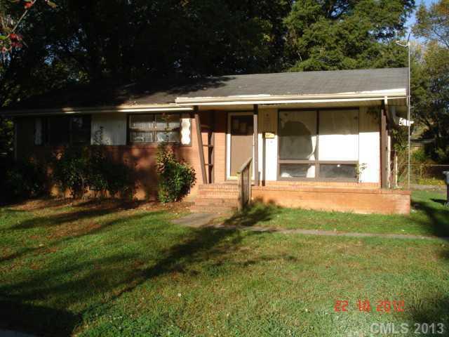 1112 Farrior Dr., Charlotte, NC 28215