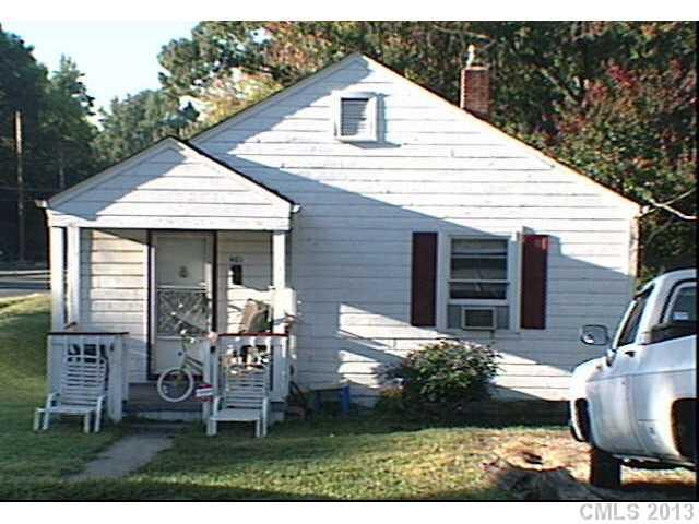 401 Cama St., Charlotte, NC 28217