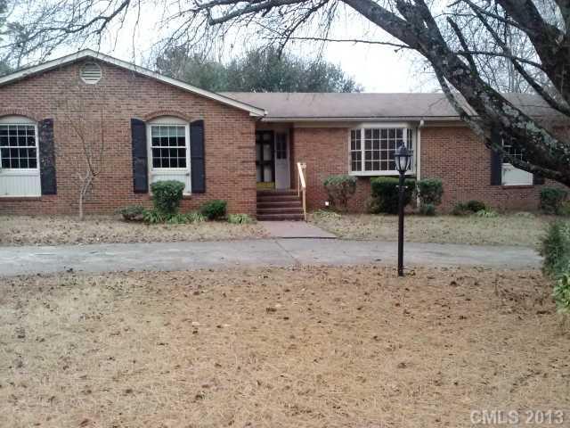 837 Mocksville Ave., Salisbury, NC 28144