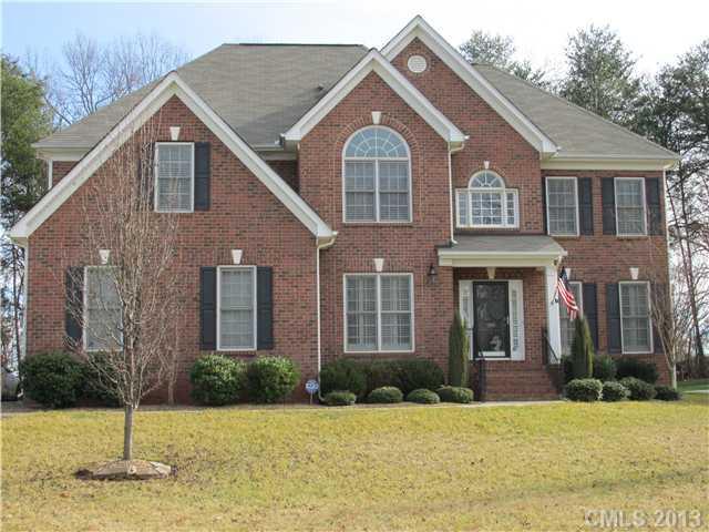 208 Forest Walk Way, Mooresville, NC 28115