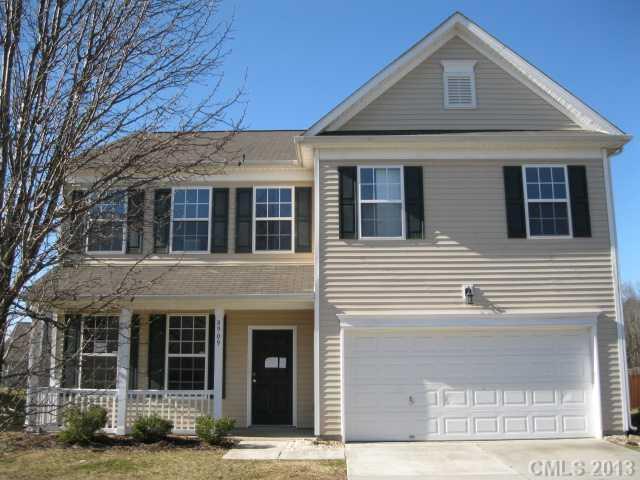 8909 Firestreak Dr., Charlotte, NC 28216