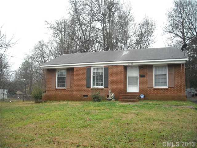 4623 Brooktree Dr., Charlotte, NC 28208