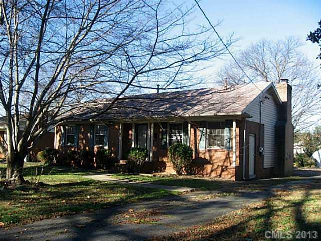 824 Ranch Rd., Charlotte, NC 28208