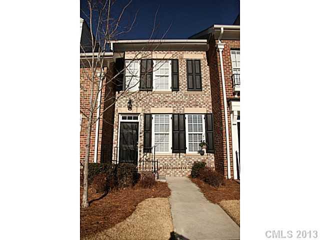 15842 Sharon Dale Dr., Davidson, NC 28036