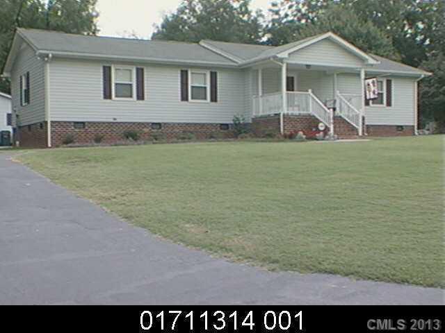 132 Watkins St., Huntersville, NC 28078