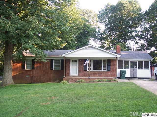 3425 Dove Ln., Gastonia, NC 28056