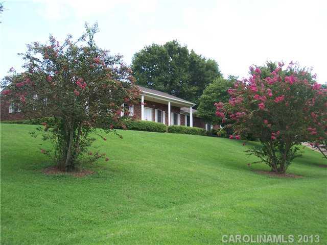 1421 Crestview Dr., Shelby, NC 28150