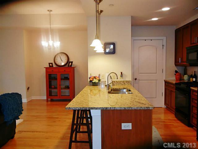 701 Royal Ct. #503, Charlotte, NC 28202