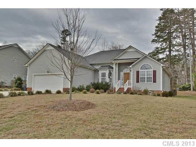 421 Deerfield Dr., Mount Holly, NC 28120