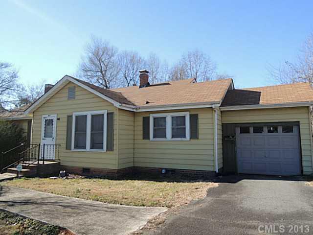 804 Main St., Mount Holly, NC 28120