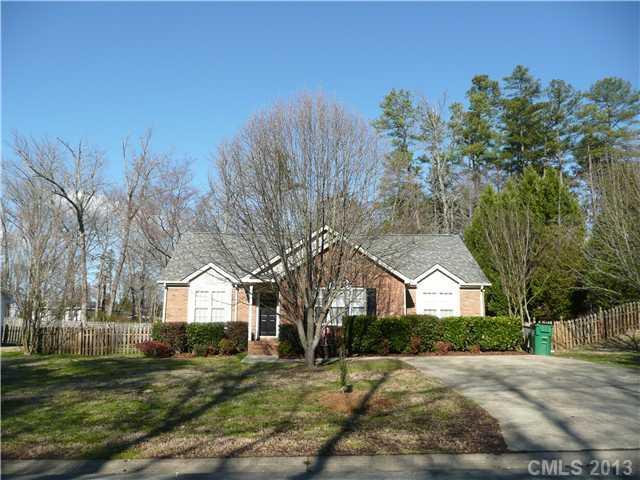 1229 Newfound Hollow Dr., Charlotte, NC 28214
