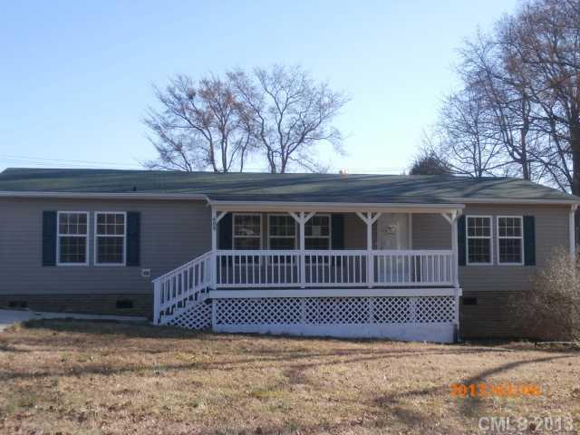 609 Rhyne Cir., Gastonia, NC 28054