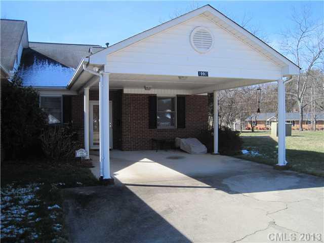 19967 Oak Leaf Cir. #31, Cornelius, NC 28031