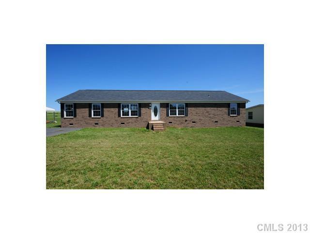 2373 Arrowwood Dr., Hickory, NC 28601