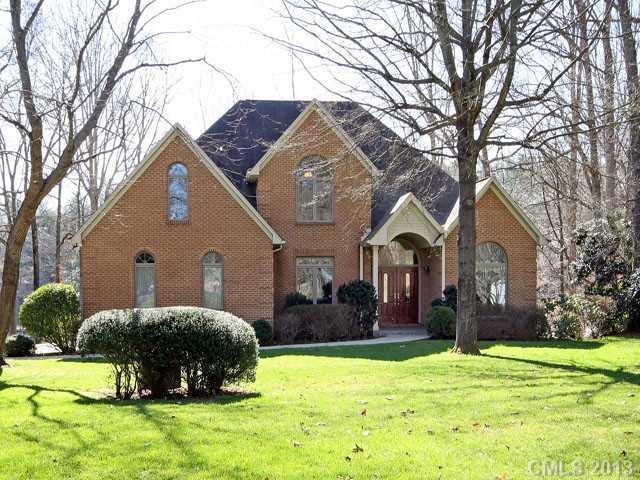 8182 Brightwater Ln., Denver, NC 28037