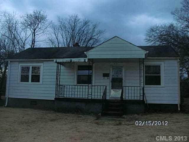 418 18th Street Pl., Hickory, NC 28602