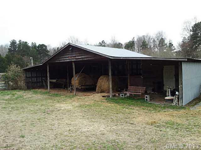 227 Towers View Dr., Dallas, NC 28034