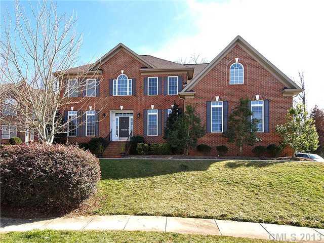 10040 Warwickshire Ln., Charlotte, NC 28270