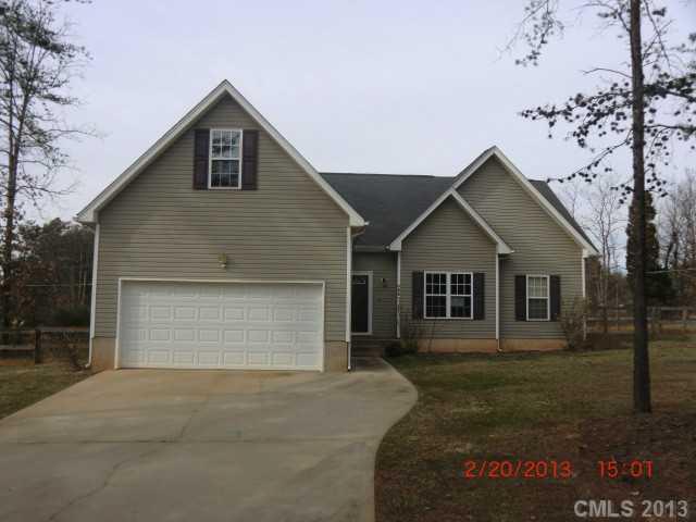 426 Carlyle Rd., Troutman, NC 28166