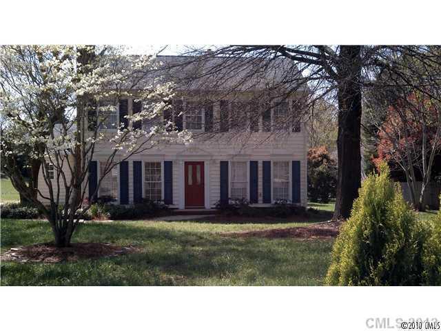 8212 Bluesage Cir., Charlotte, NC 28270