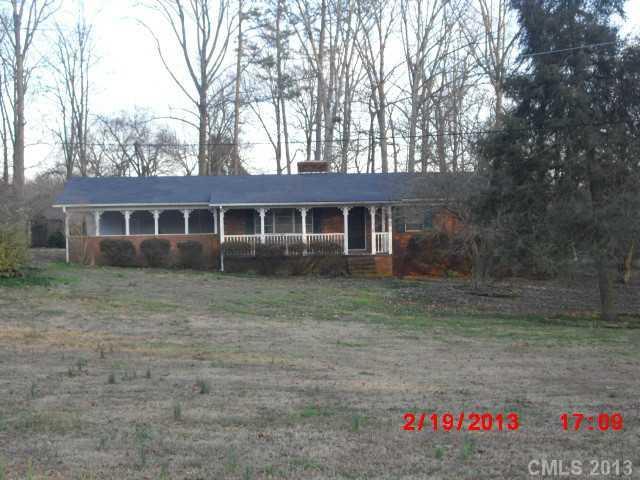 128 Hodge Ln., Statesville, NC 28677