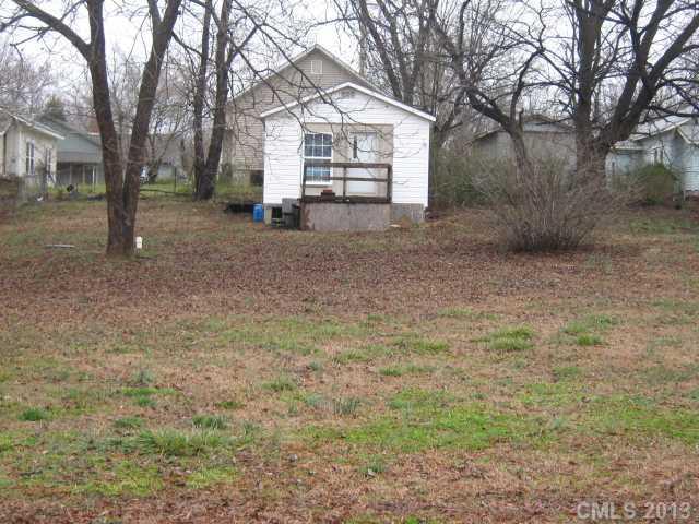 412 Dingler Ave., Mooresville, NC 28115
