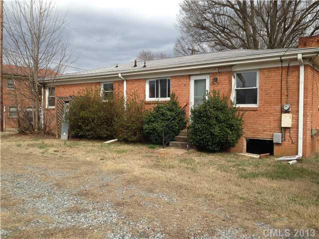 1310 W Oakwood Ave., Kannapolis, NC 28081