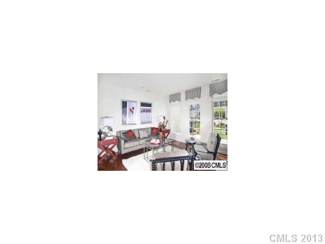 9212 Lenox Pointe Dr. #1012B, Charlotte, NC 28273