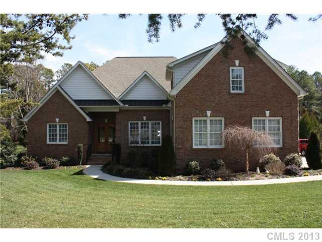 129 Henry Ln., Mooresville, NC 28117