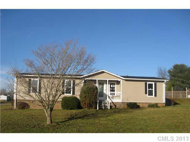 76 Stan De La Dr., Taylorsville, NC 28681