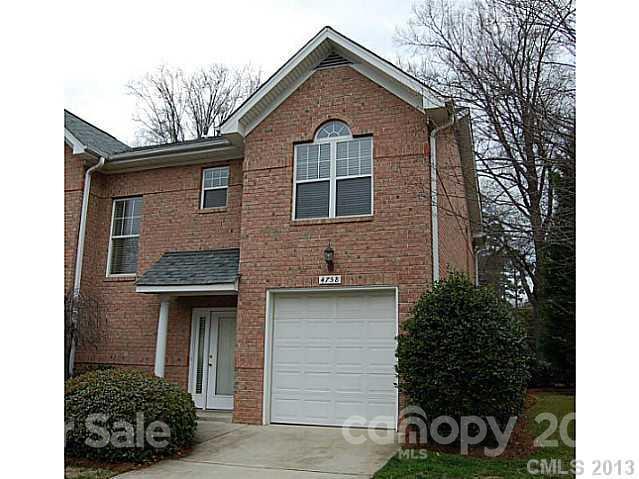4758 Hunter Crest Ln., Charlotte, NC 28209