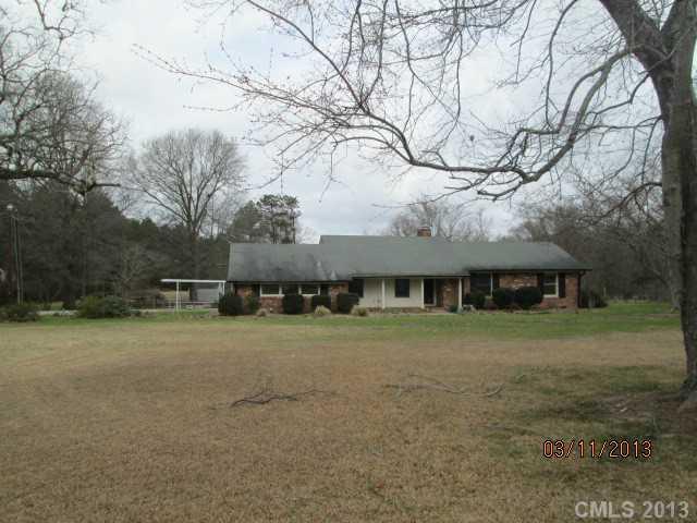 2727 Mt Holly Huntersville Rd., Charlotte, NC 28214