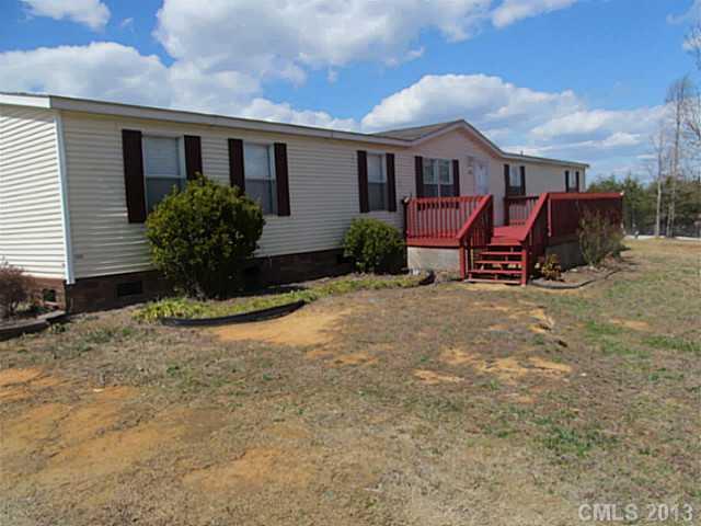 576 Low Bridge Rd., Iron Station, NC 28080