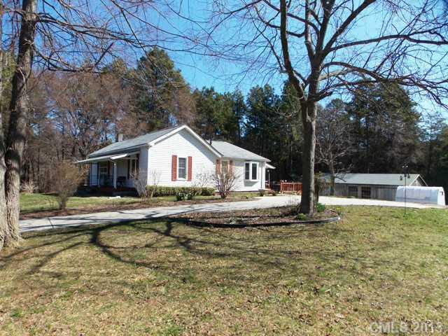 3742 Slanting Bridge Rd., Sherrills Ford, NC 28673