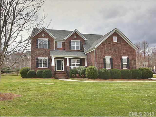 210 Castles Gate Dr., Mooresville, NC 28117