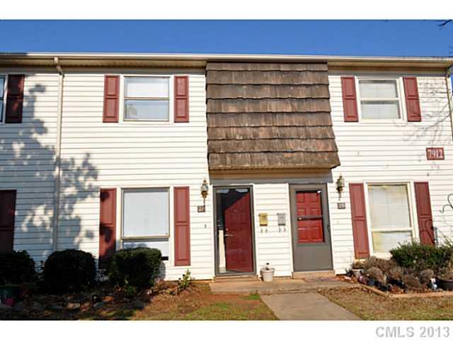 7912 Oak Meadow Ct. #27, Charlotte, NC 28210