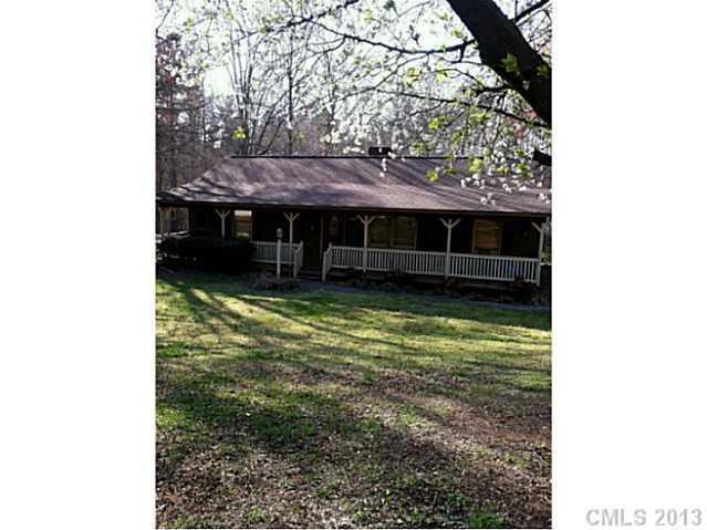 103 Shadowbrook Rd., Mount Holly, NC 28120