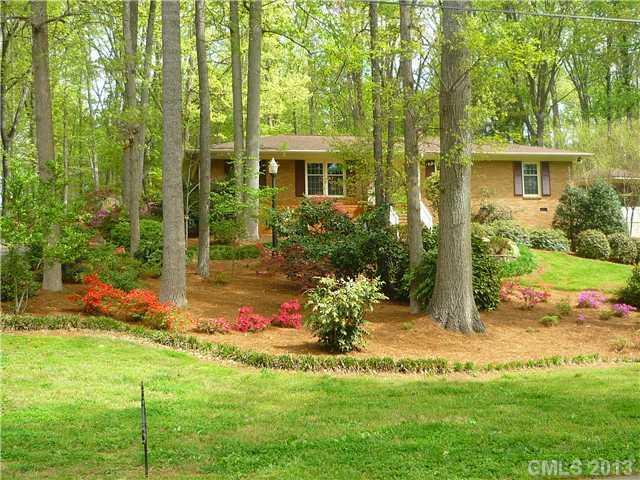 506 Dallas St., Huntersville, NC 28078
