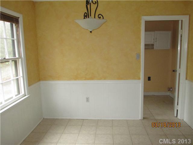 7613 Walnut Wood Dr., Charlotte, NC 28227