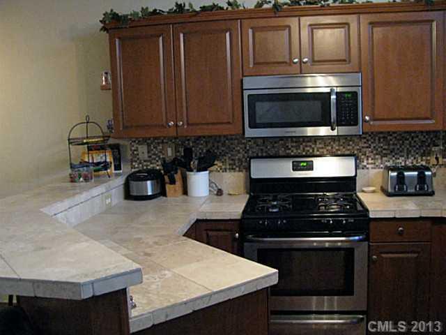 13931 Queens Harbor Rd. #B, Charlotte, NC 28278