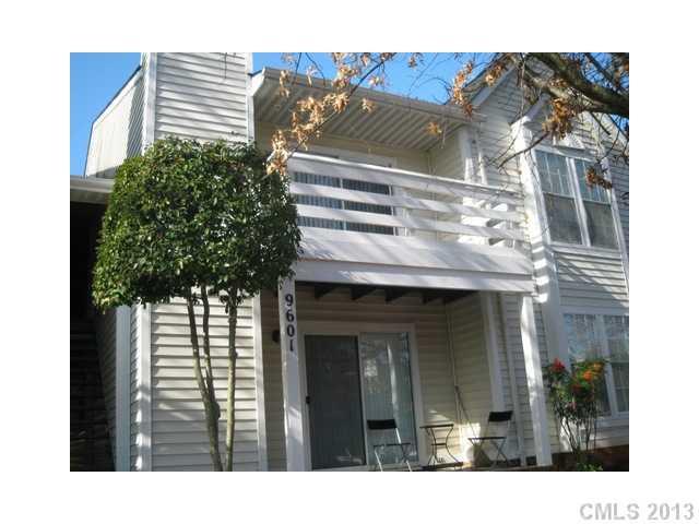 9601 Vinca Cir. #H, Charlotte, NC 28213