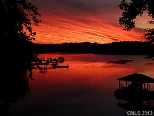 9413 Azalea Rd., Sherrills Ford, NC 28673