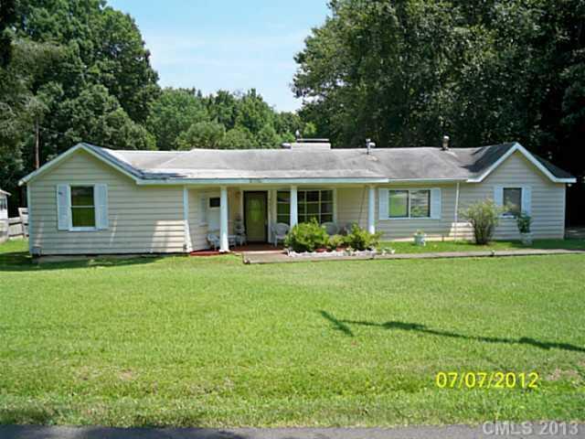 4216 Oakwood Rd., Charlotte, NC 28269