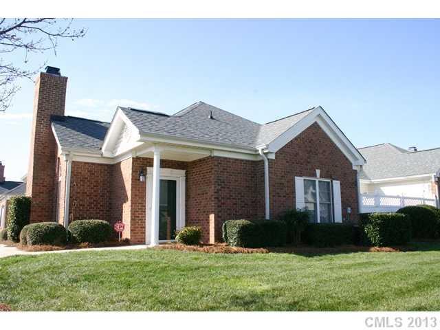 8541 Highland Glen Dr. #B, Charlotte, NC 28269