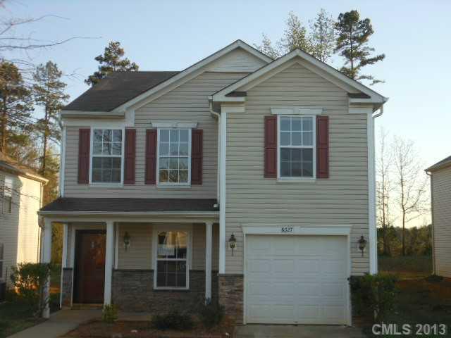 8627 Panglemont Dr., Charlotte, NC 28269