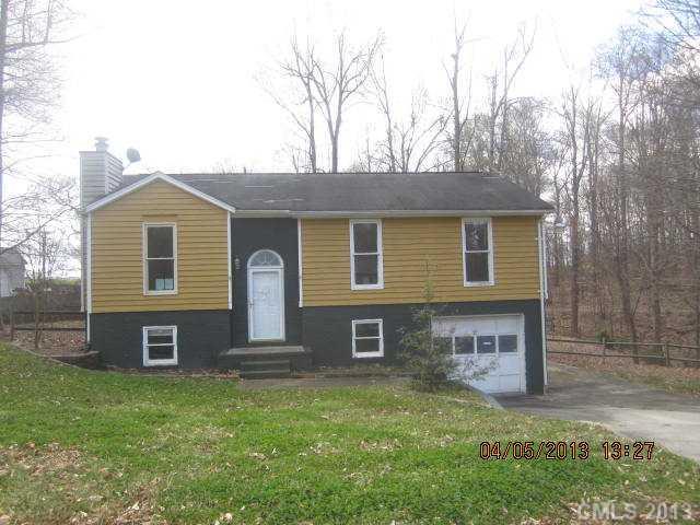 141 Lauren Ct., Gastonia, NC 28056