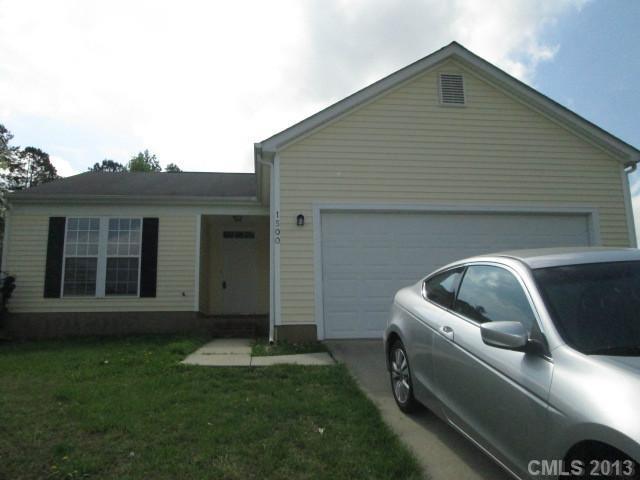 1500 Majestic Meadow Dr., Charlotte, NC 28216