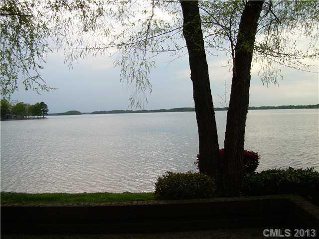 18503 Vineyard Point Landing #272, Cornelius, NC 28031